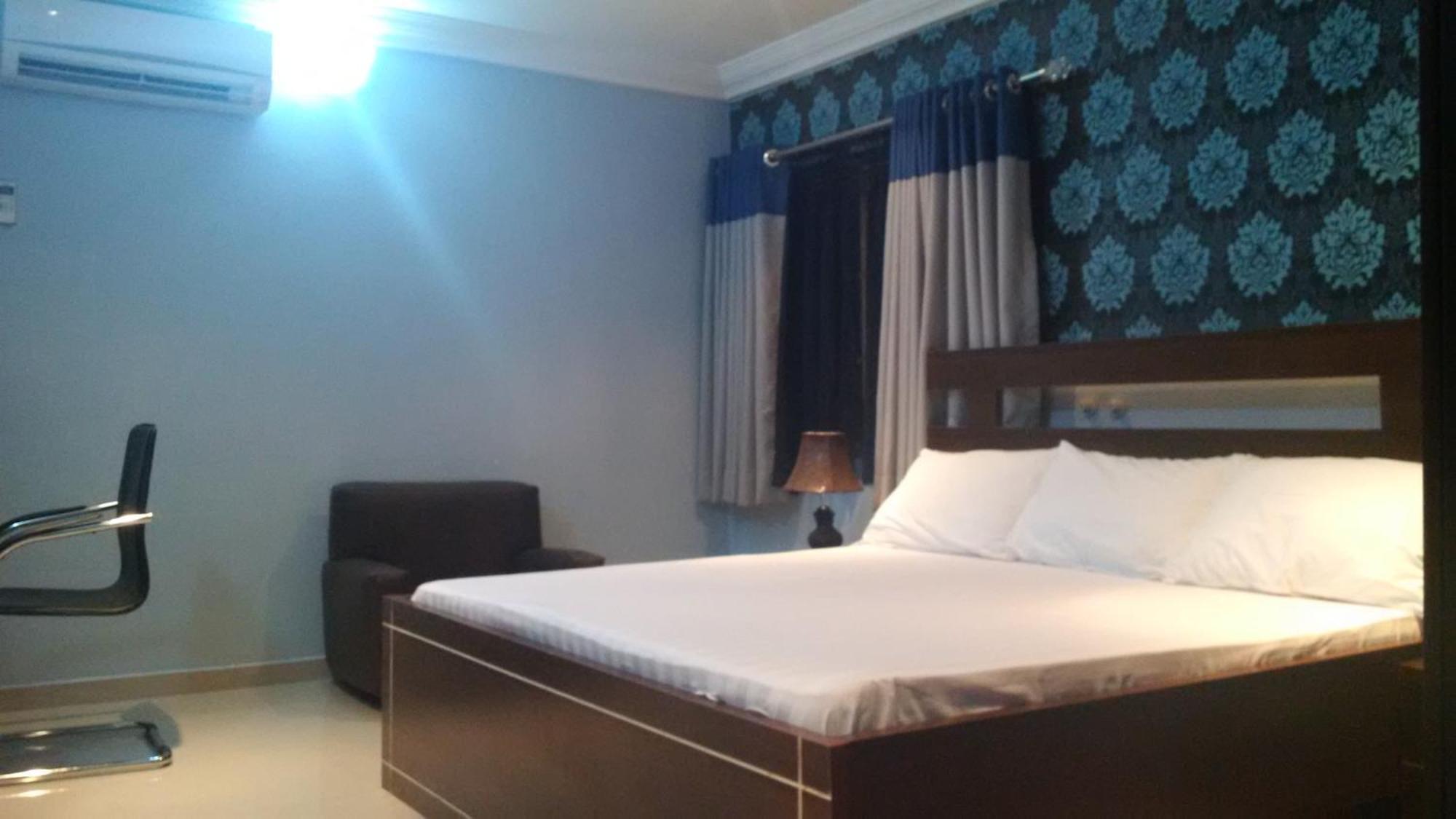 איקג'ה Haute Aparthotel חדר תמונה
